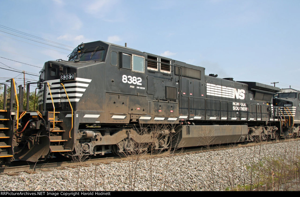 NS 8382